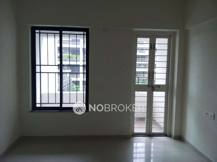 2 BHK Flat In Silver Moon Society for Rent  In Baner