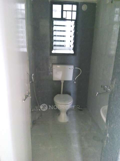 2 BHK Flat In Silver Moon Society for Rent  In Baner