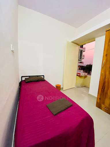 PG for Boys in Shivajinagar