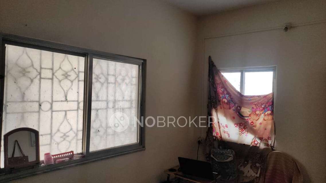 1 BHK Flat In Bhujbal House for Rent  In Kharadi