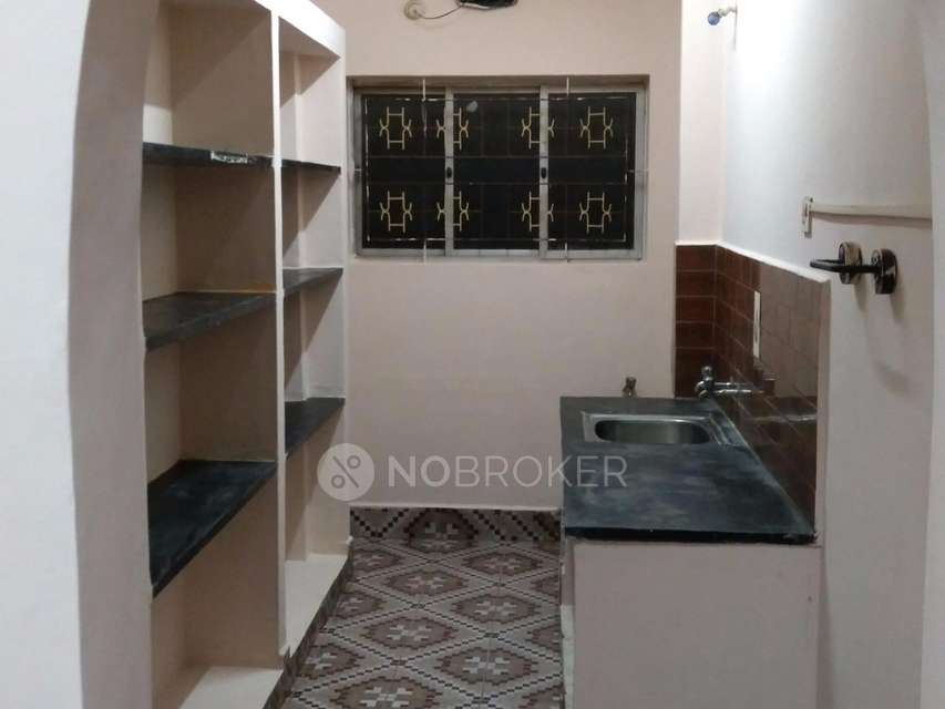 2 BHK Flat In Vasanth Apartments For Sale  In Jafferkhanpet