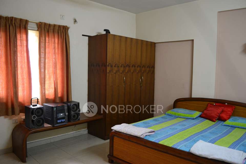 3 BHK Flat In Pavani Prestige For Sale  In Munnekollal
