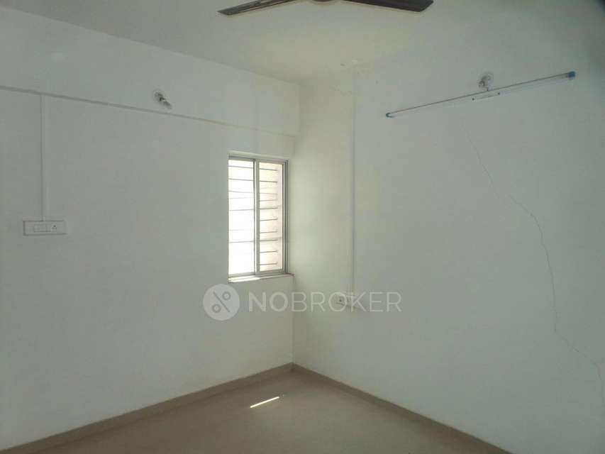 2 BHK Flat In Silver Nest Cooperative Society For Sale  In Dhayari, Pune