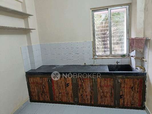 1 RK Flat In Panchsheel Apartment for Rent  In Kandivali West