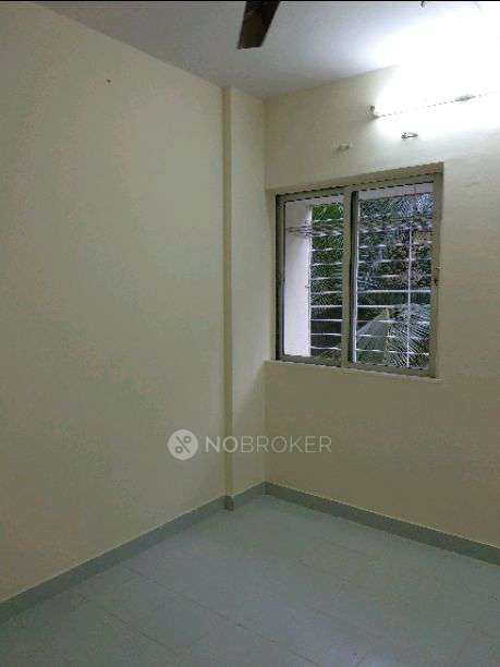 1 RK Flat In Panchsheel Apartment for Rent  In Kandivali West