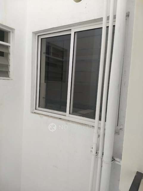 3 BHK Flat In Kg Centre Point For Sale  In Ponamallee 