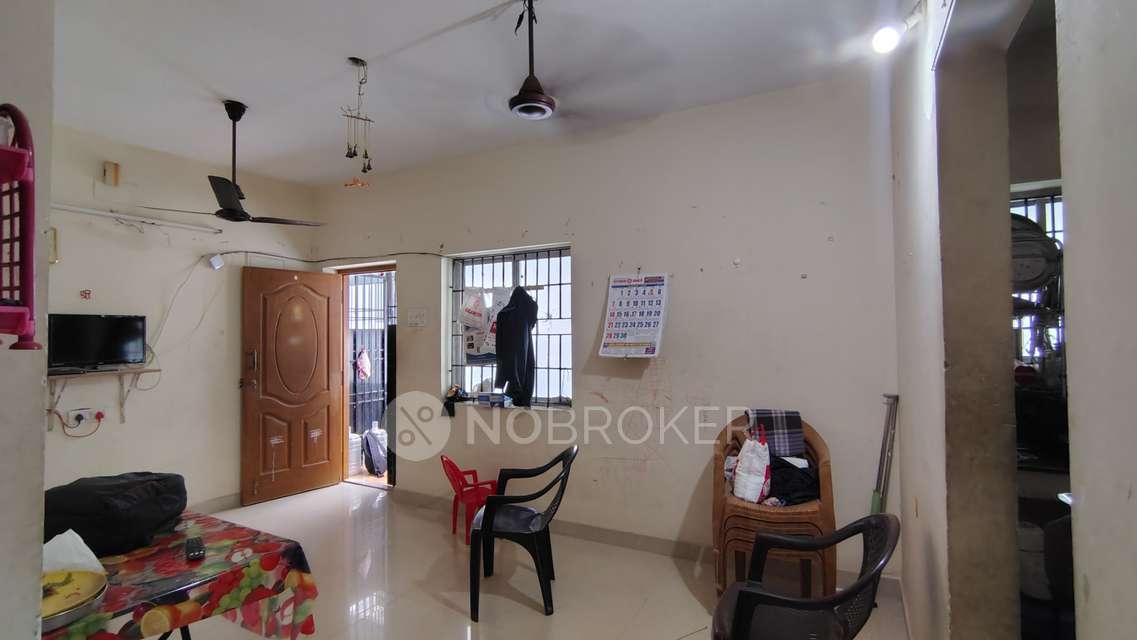1 BHK Flat In Palace Sai Padmini For Sale  In Madipakkam