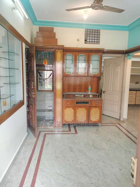 2 BHK Flat for Rent  In Koramangala