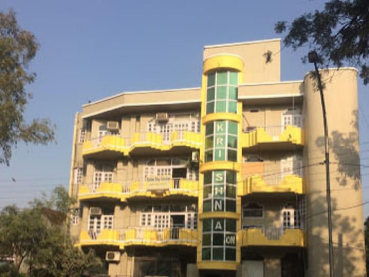 Krishna Mansion Civil Lines Rent WITHOUT BROKERAGE Semifurnished 3