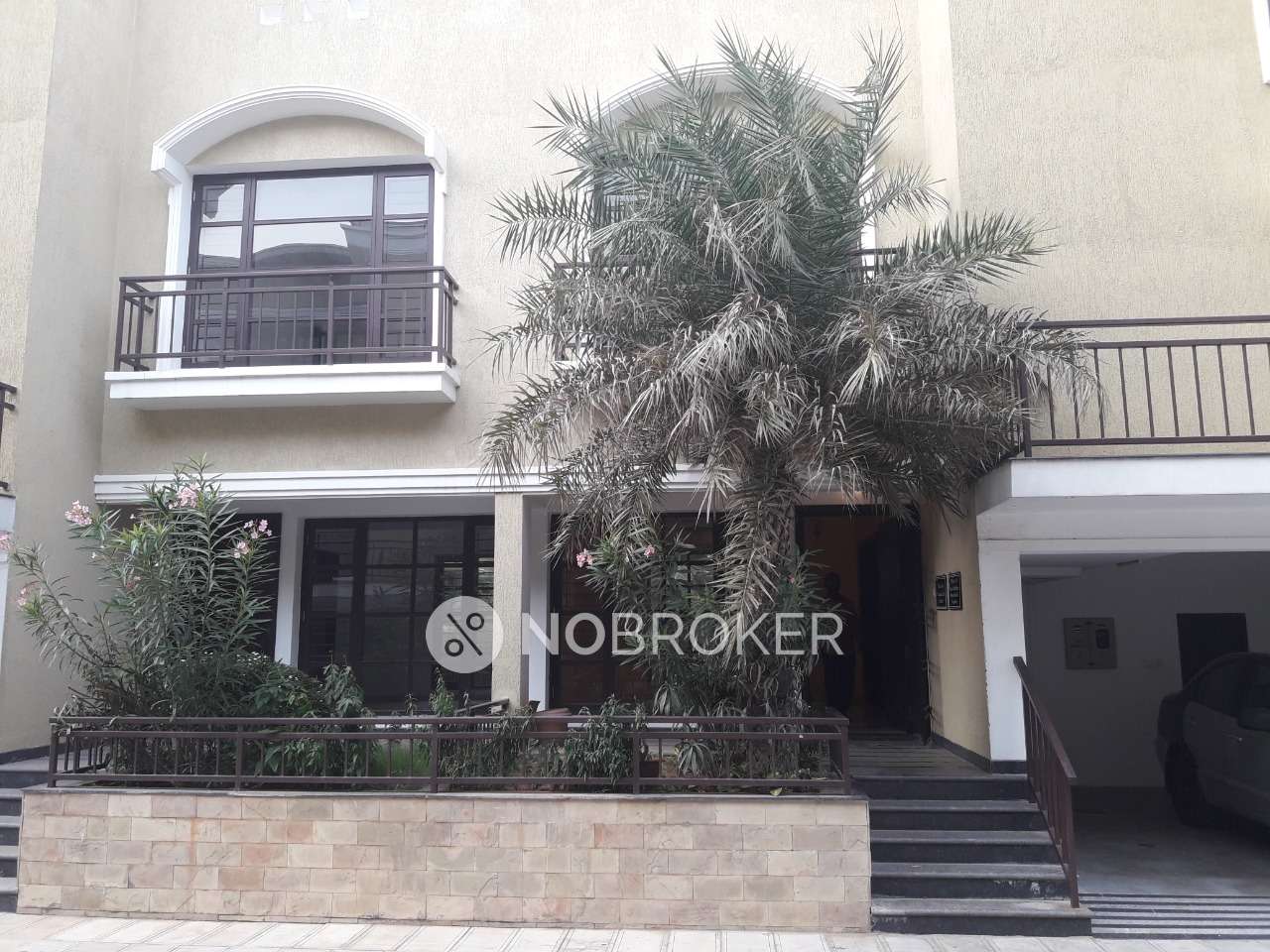 Casagrand Pallagio Thoraipakkam Rent WITHOUT BROKERAGE Semifurnished