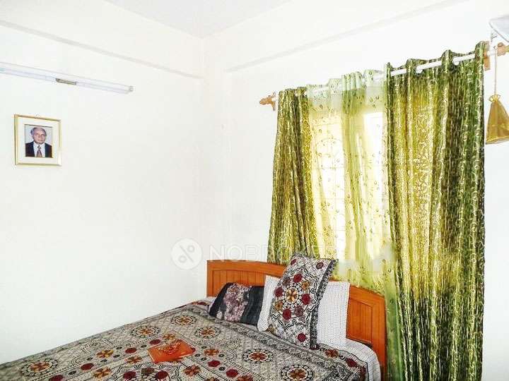 2 BHK Flat In Slv Manor, Kalyan Nagar For Sale  In Kalyan Nagar
