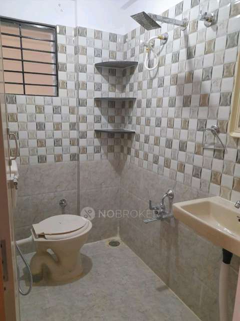 PG for Girls in 40, 15th Main Road