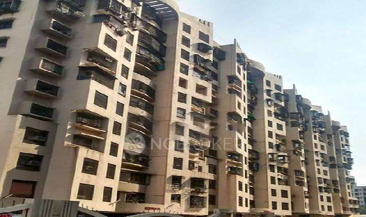 2 BHK Flat In Dheeraj Ganga Apartments For Sale  In Malad West
