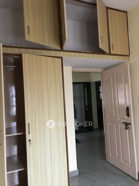 4+ BHK Flat For Sale  In Ragavendra Nagar