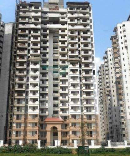 4 BHK Flat In The Edge Towers For Sale  In Sector 37d