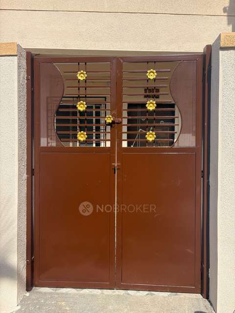 1 RK House for Rent  In Mhatre Bridge