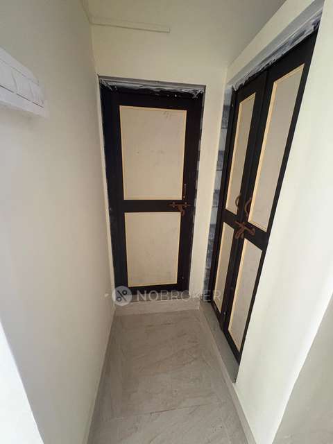 1 RK House for Rent  In Mhatre Bridge