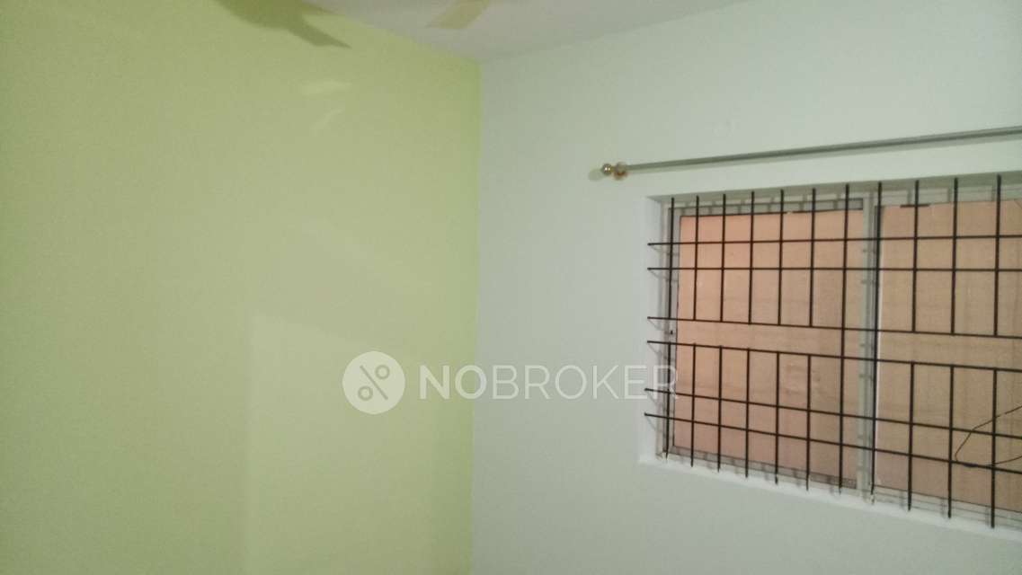 2 BHK Flat In Sri Vinayaka Blue Chip Corner A For Sale  In Malleshpalya New Bus Station