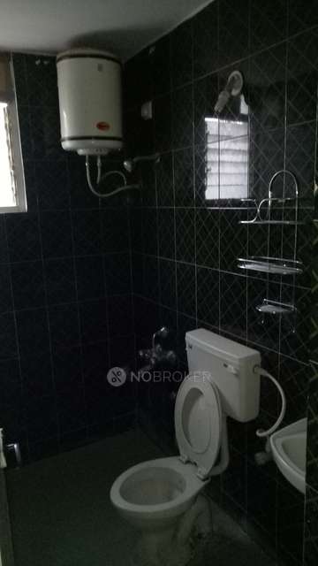 2 BHK Flat In Sri Vinayaka Blue Chip Corner A For Sale  In Malleshpalya New Bus Station