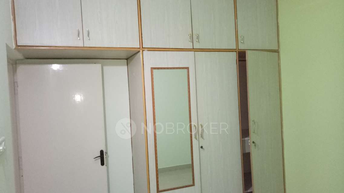 2 BHK Flat In Sri Vinayaka Blue Chip Corner A For Sale  In Malleshpalya New Bus Station