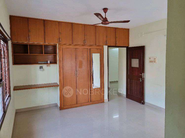 2 BHK Flat In Saroja Illam for Rent  In Koyambedu