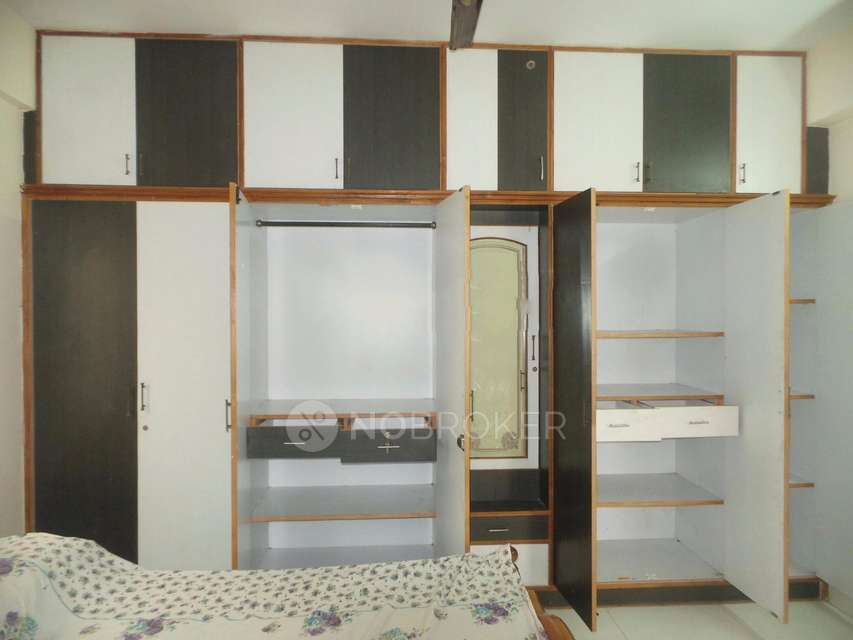 2 BHK Flat In Bhanu Pride Apartments For Sale  In Kacharakanahalli