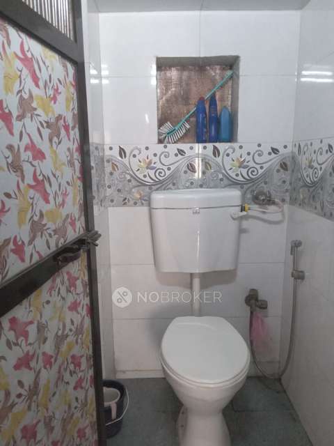 1 RK Flat In Omkar Shree Ganesh Co-operative Housing Society For Sale  In  Naigaon East