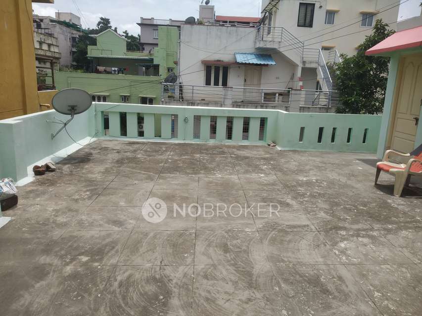 4+ BHK House For Sale  In Chikkalasandra