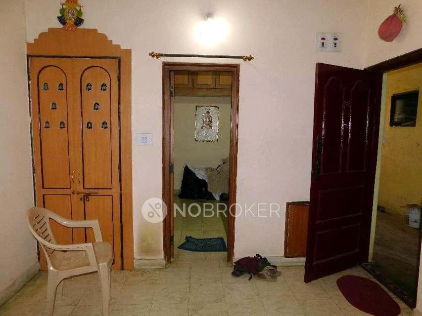 4+ BHK Flat In Sri Ram Nilaya For Sale  In Hosakerehalli