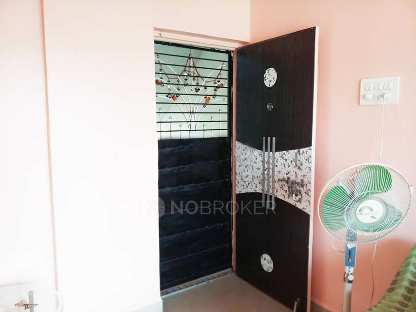 1 BHK Flat In Shree Krupa Sadan For Sale  In Lohgaon