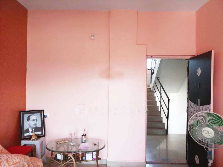 1 BHK Flat In Shree Krupa Sadan For Sale  In Lohgaon