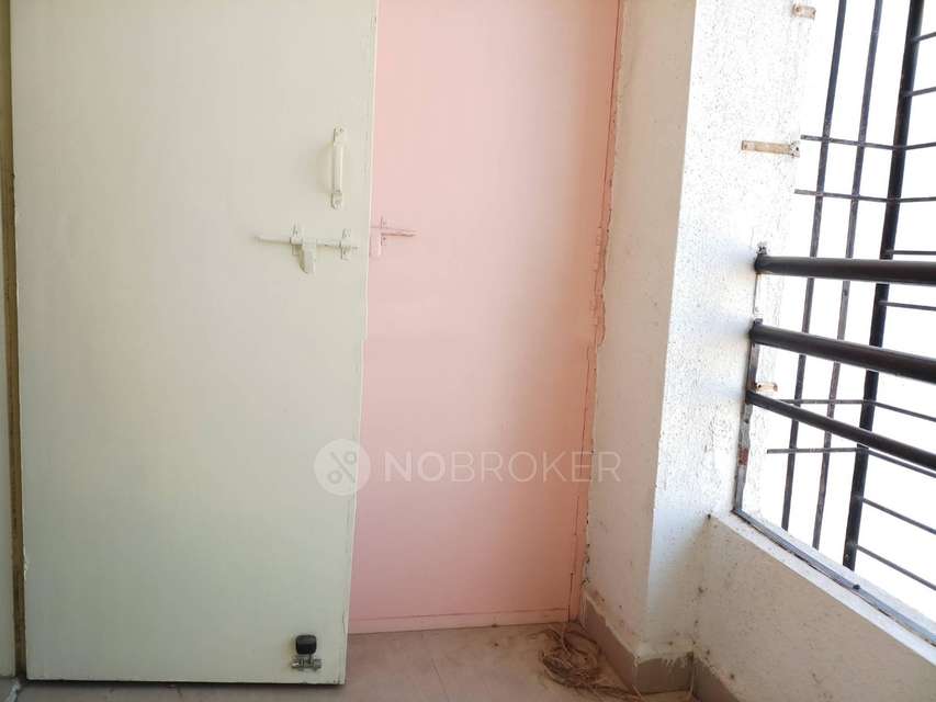 1 BHK Flat In Shree Krupa Sadan For Sale  In Lohgaon