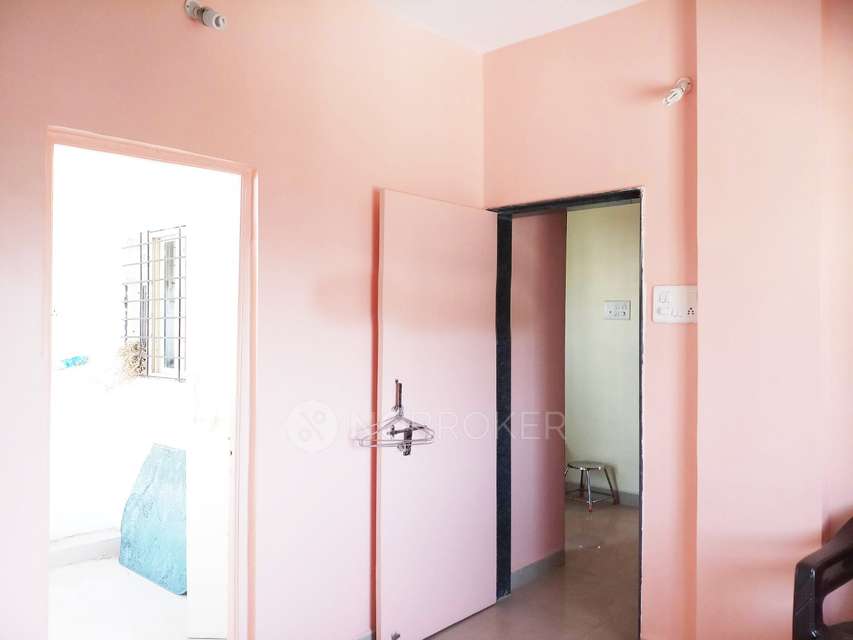 1 BHK Flat In Shree Krupa Sadan For Sale  In Lohgaon