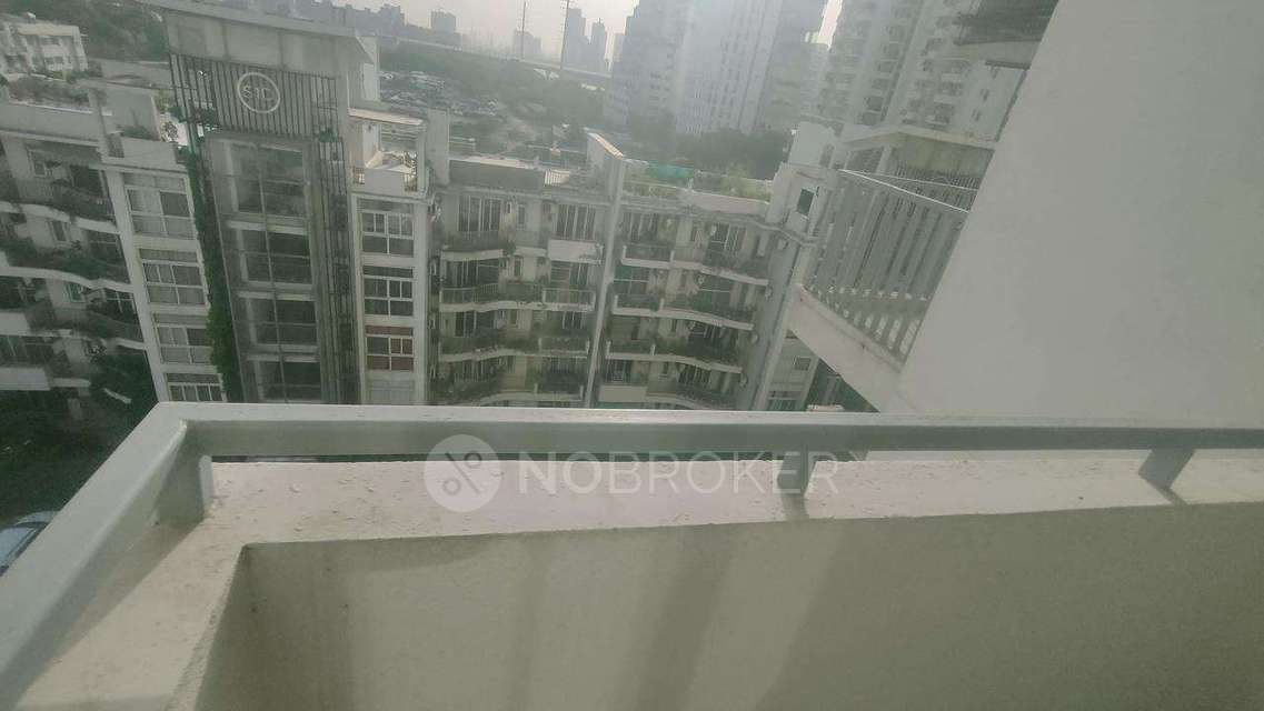 3 BHK Flat In Emaar Palm Drive for Rent  In Sector 66