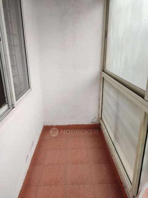 3 BHK Flat In Pavani Sreshta Apartment For Sale  In Munnekollal