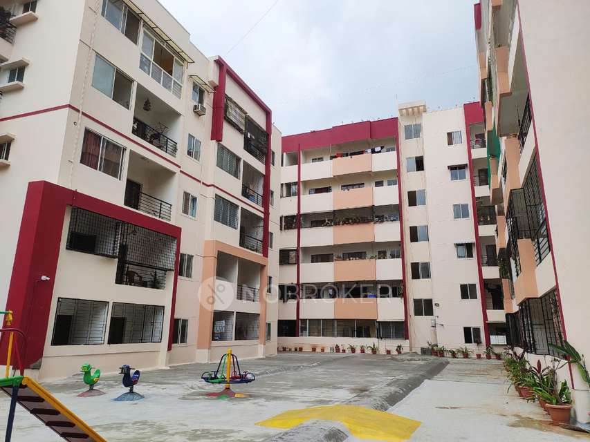 3 BHK Flat In Pavani Sreshta Apartment For Sale  In Munnekollal