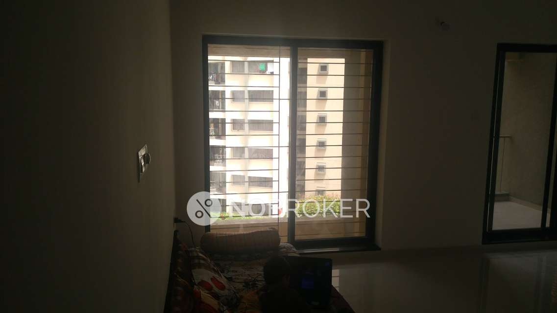 2 BHK Flat In Pride World City Long Island for Rent  In Charholi Budruk
