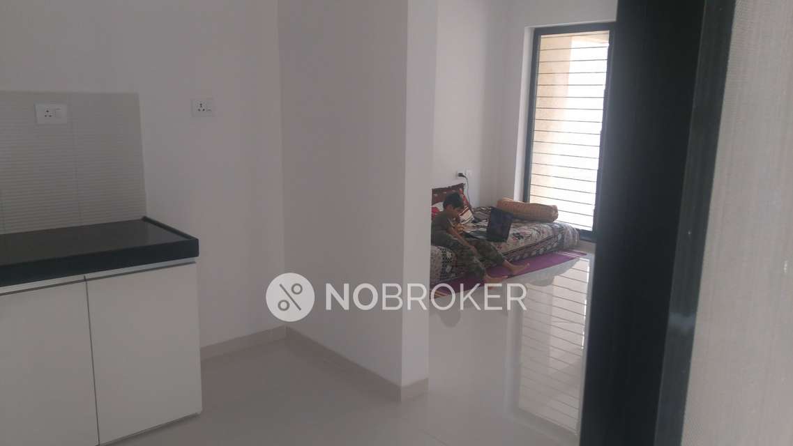 2 BHK Flat In Pride World City Long Island for Rent  In Charholi Budruk