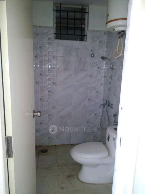 2 BHK Flat In Ds Max Spencer For Sale  In Virupakshapura