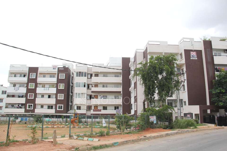 2 BHK Flat In Ds Max Spencer For Sale  In Virupakshapura