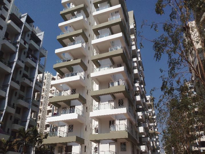 Mont Vert Oystera Wakad Rent WITHOUT BROKERAGE Semifurnished 2 BHK