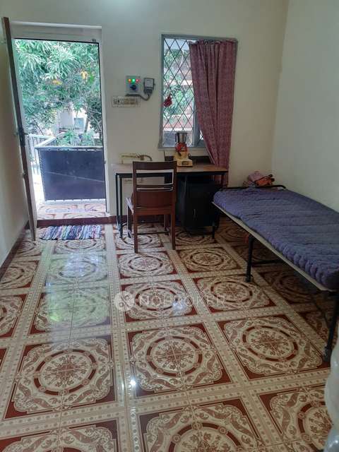 1 RK Flat In Ullat for Rent  In Shenoy Nagar