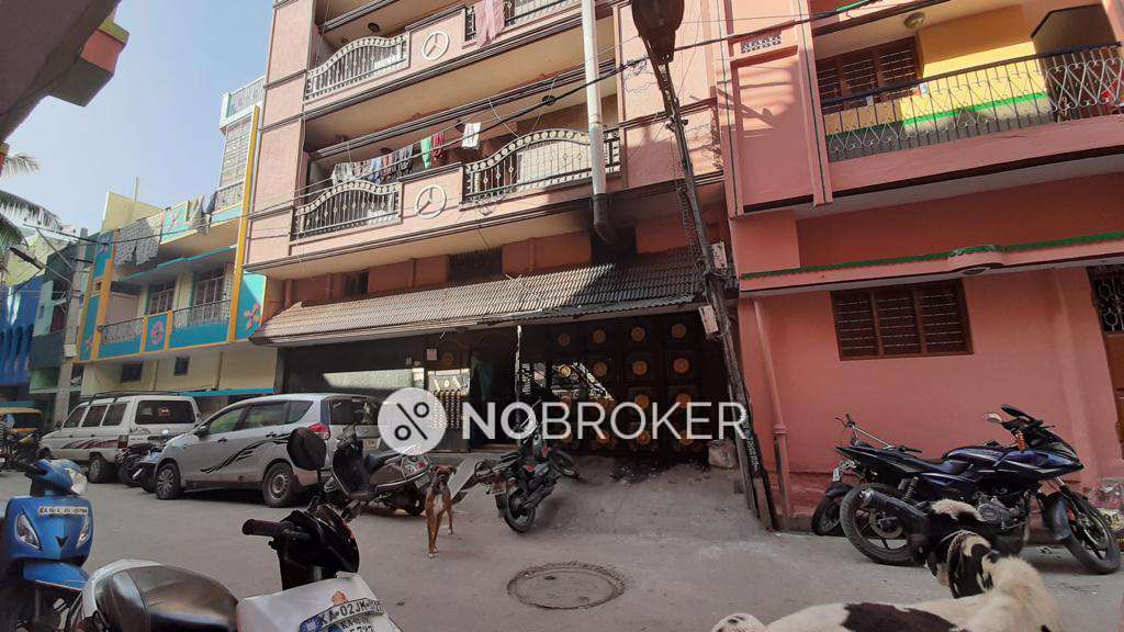 1 RK In J J House for Rent  In Binnipete