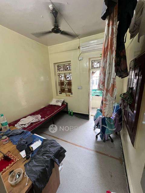 1 RK Flat In Hagawane Chawl for Rent  In Narayan Peth