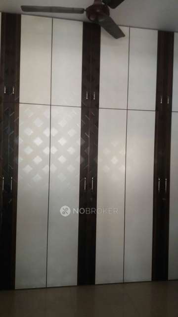 1 RK Flat In Radha Niwas For Sale  In Ghatkopar East