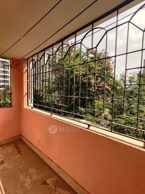 2 BHK Flat In Raj Paris Pancharathnam For Sale  In Virugambakkam