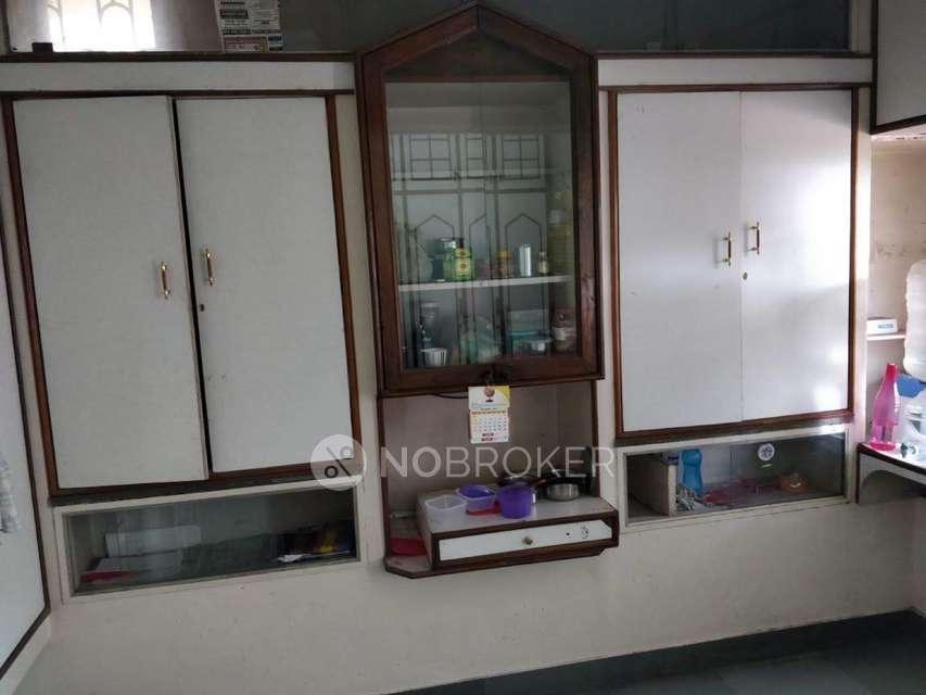 Shared Room for Female In 1 RK  In Ananad Nagar Chs In Kothrud