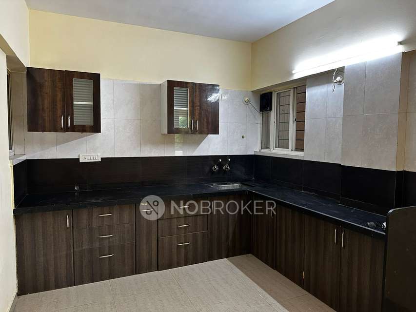 2 BHK Flat In Sollanaa Society for Rent  In Pimpri-chinchwad