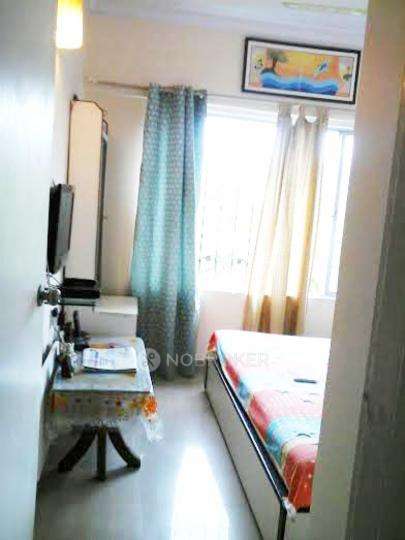 4+ BHK Flat In Pruthi Apartment For Sale  In Santacruz East