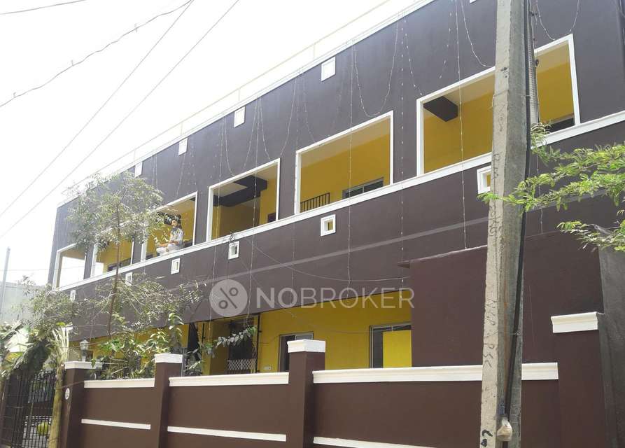 4+ BHK House For Sale  In Padiyanallur